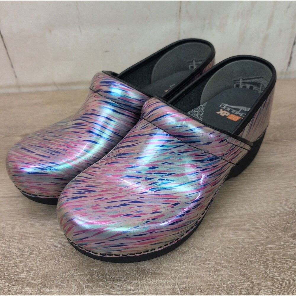 Dansko XP 2.0 Clogs Size 39 EU/ 8.5 US Multicolor Striped Nursing Chef Comfort